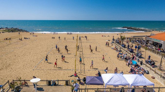 Volley à la plage